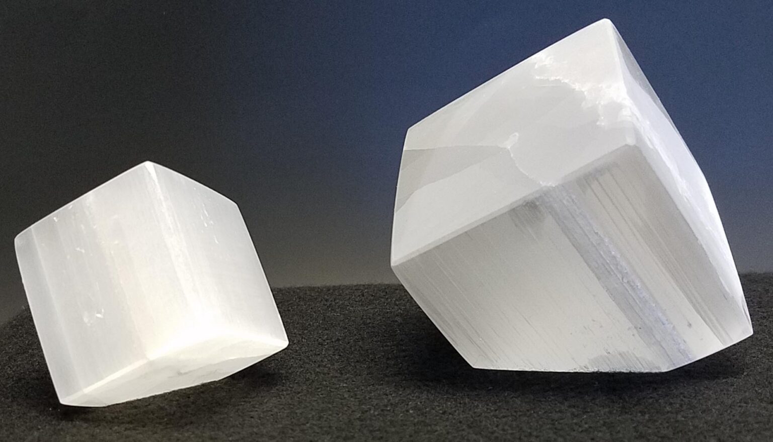 Selenite Tipped Cube