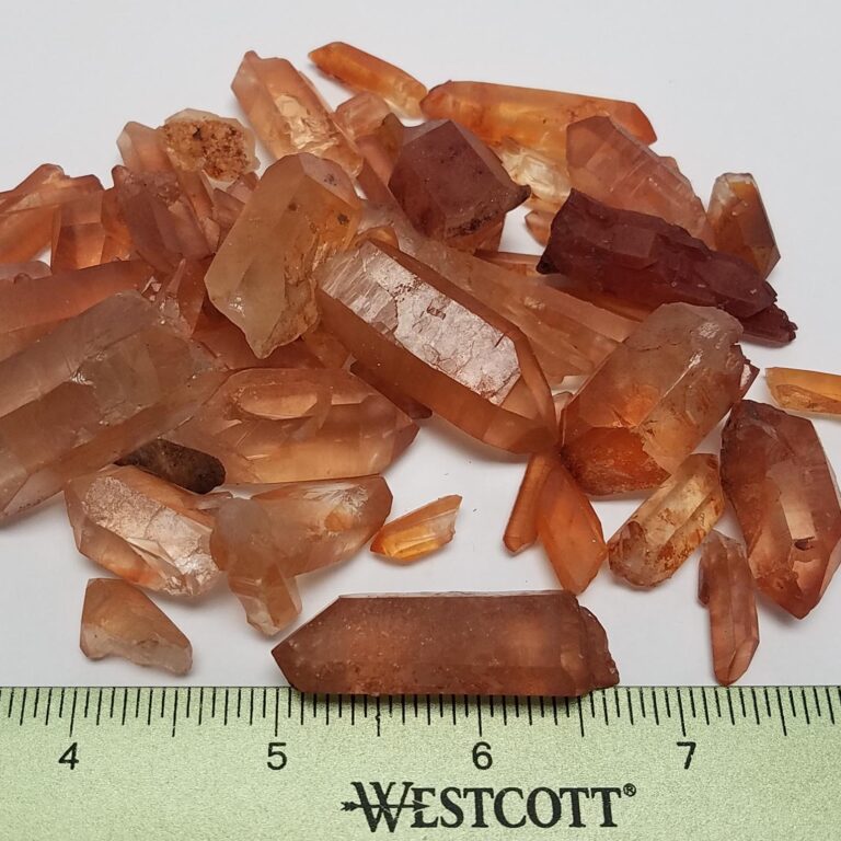 Red Quartz Natural Point