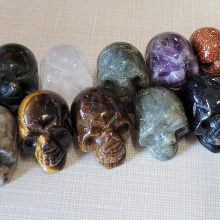 Assorted Mixed Stone Skulls